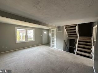 8381 Shady Grove Cir, Manassas VA  20110-4636 exterior