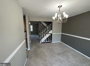 8381 Shady Grove Cir, Manassas VA  20110-4636 exterior