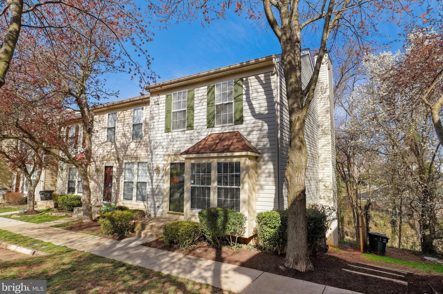 9438 Teaberry Ct, Manassas, VA 20110-5672
