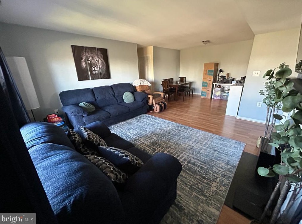 9916 Grapewood Ct, Manassas, VA 20110