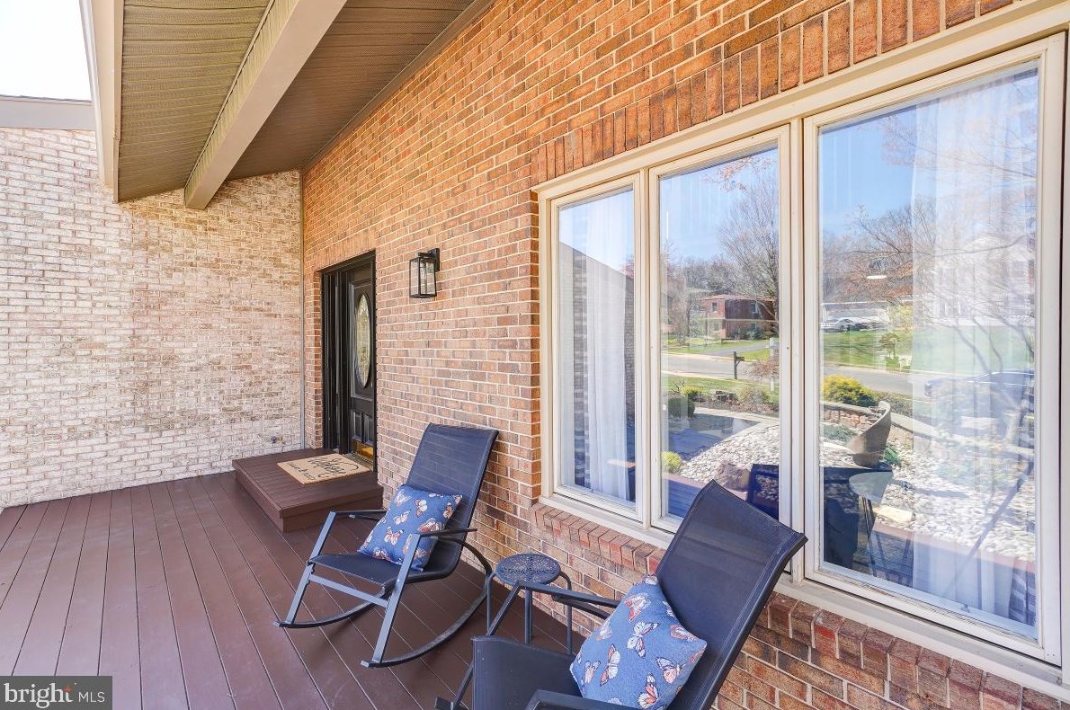 9611 Park St, Manassas, VA 20110-4313