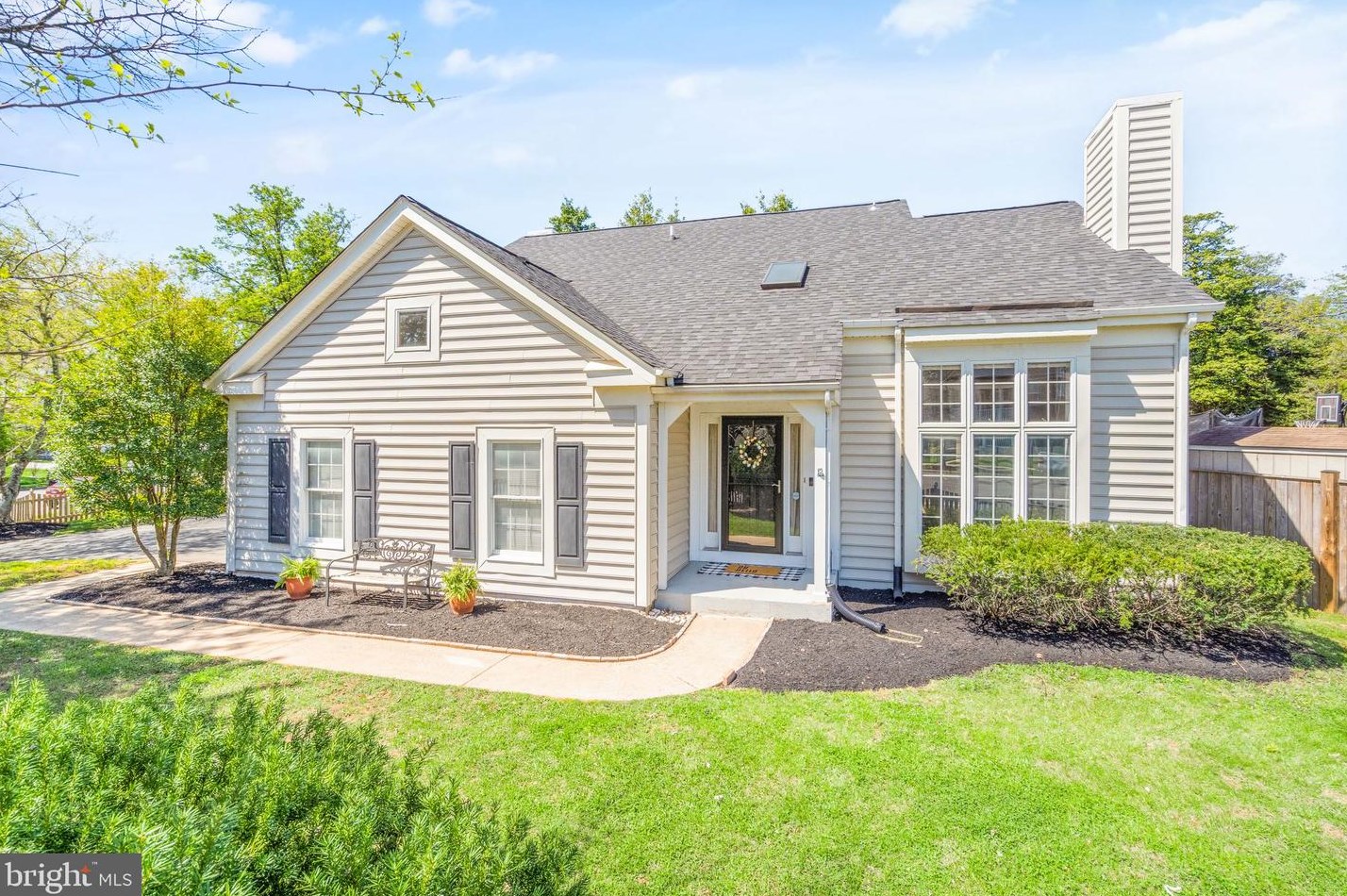 8600 Laws Dr, Manassas, VA 20110-2111