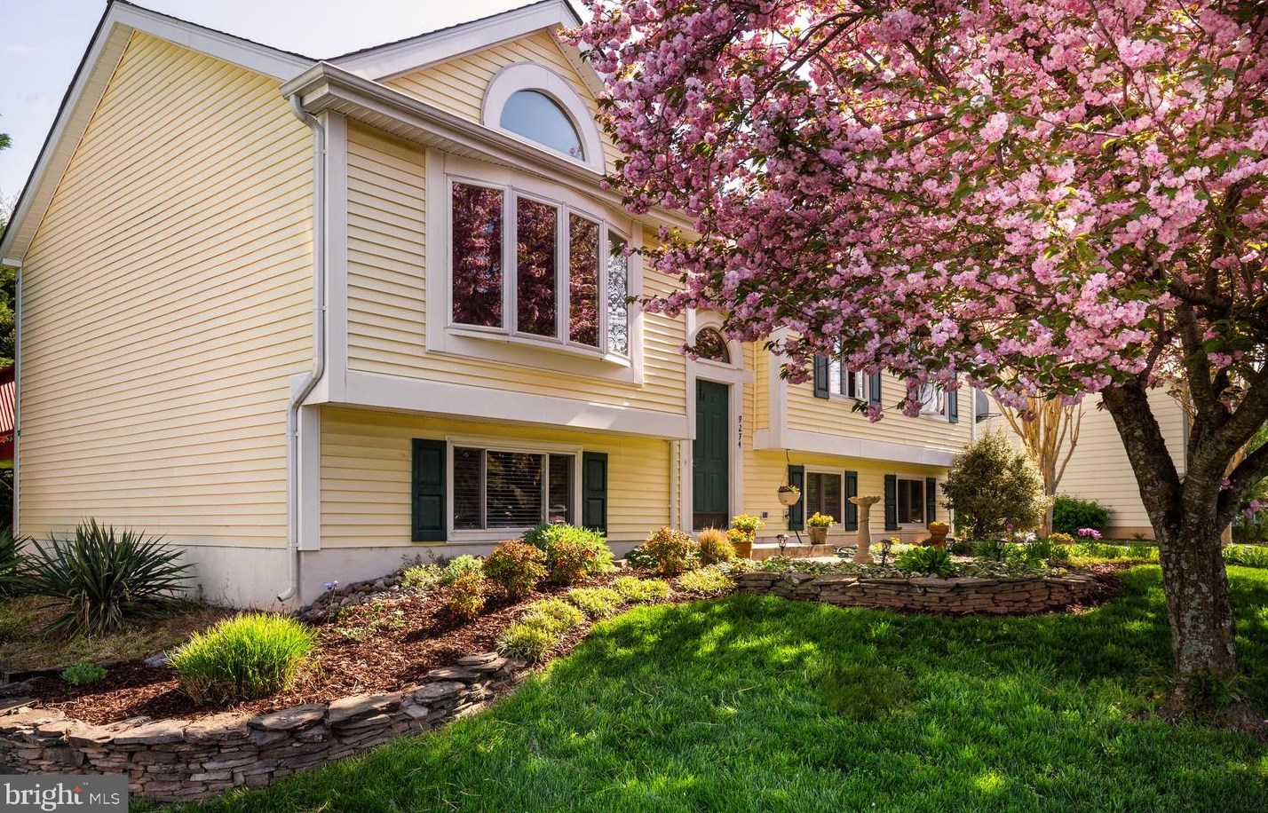 9274 Allen St, Manassas, VA 20110-6176