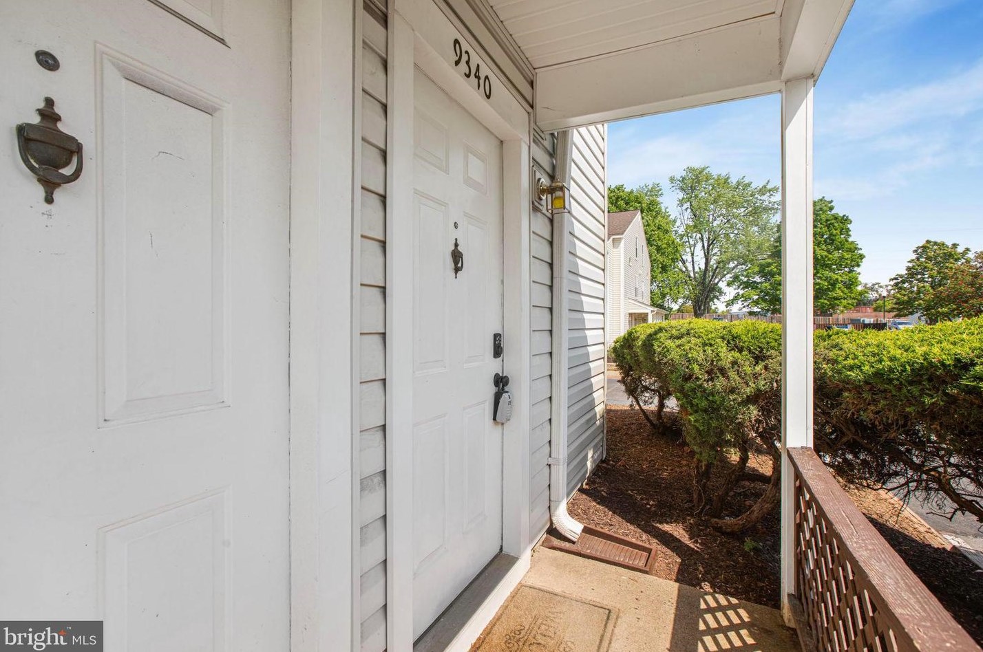 9340 English Oak Ct, Manassas, VA 20110-5651