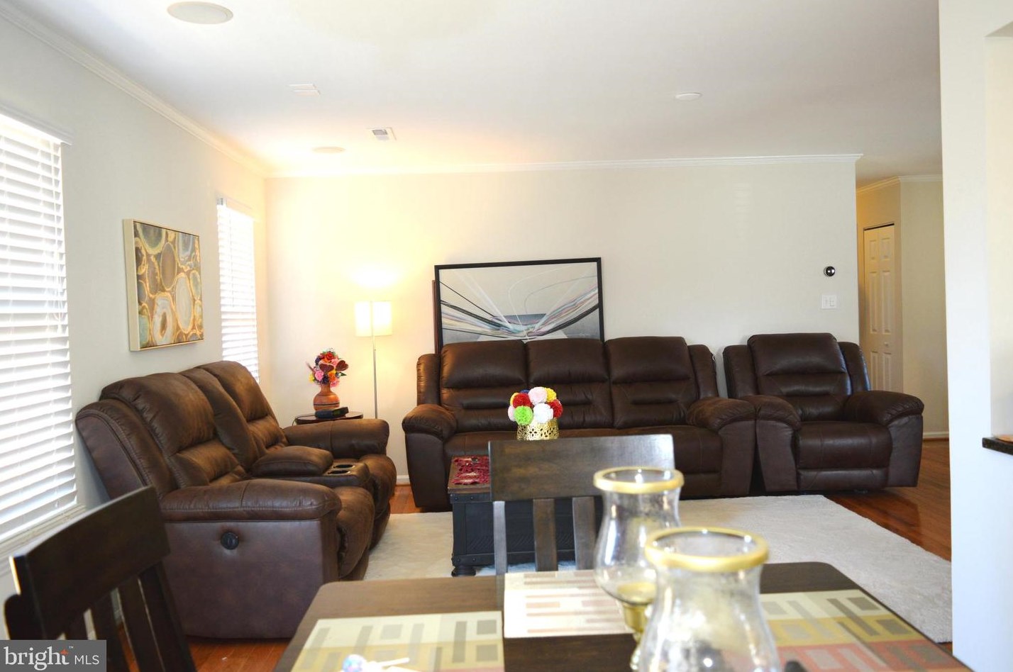 8910 Sweetbriar St, Manassas VA  20110-3818 exterior