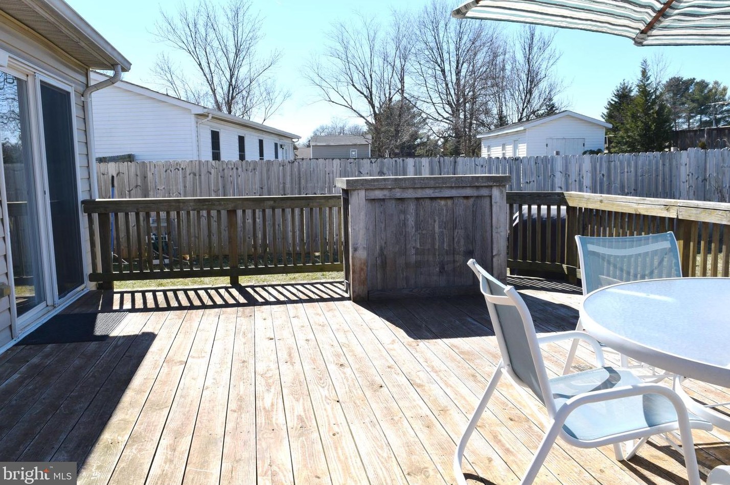 8910 Sweetbriar St, Manassas VA  20110-3818 exterior