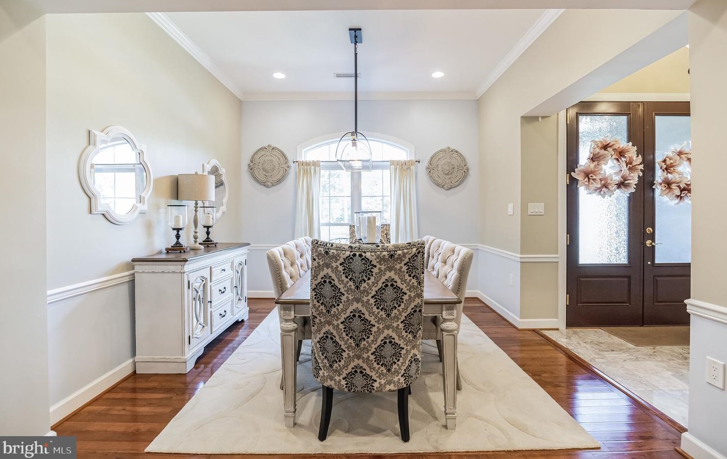 8928 Longstreet Dr, Manassas VA  20110-4903 exterior