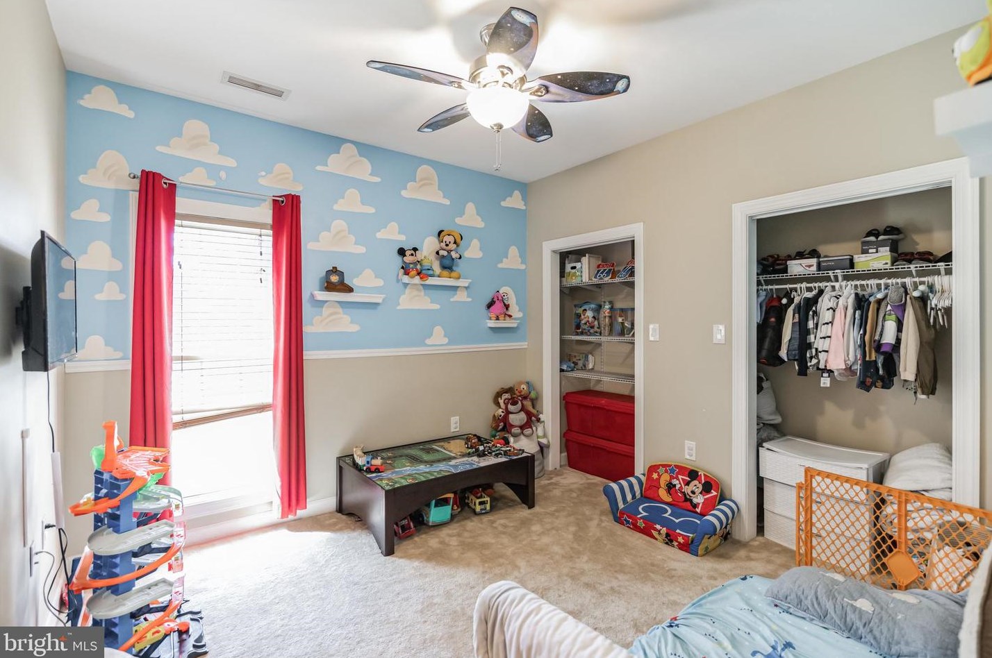 8928 Longstreet Dr, Manassas VA  20110-4903 exterior