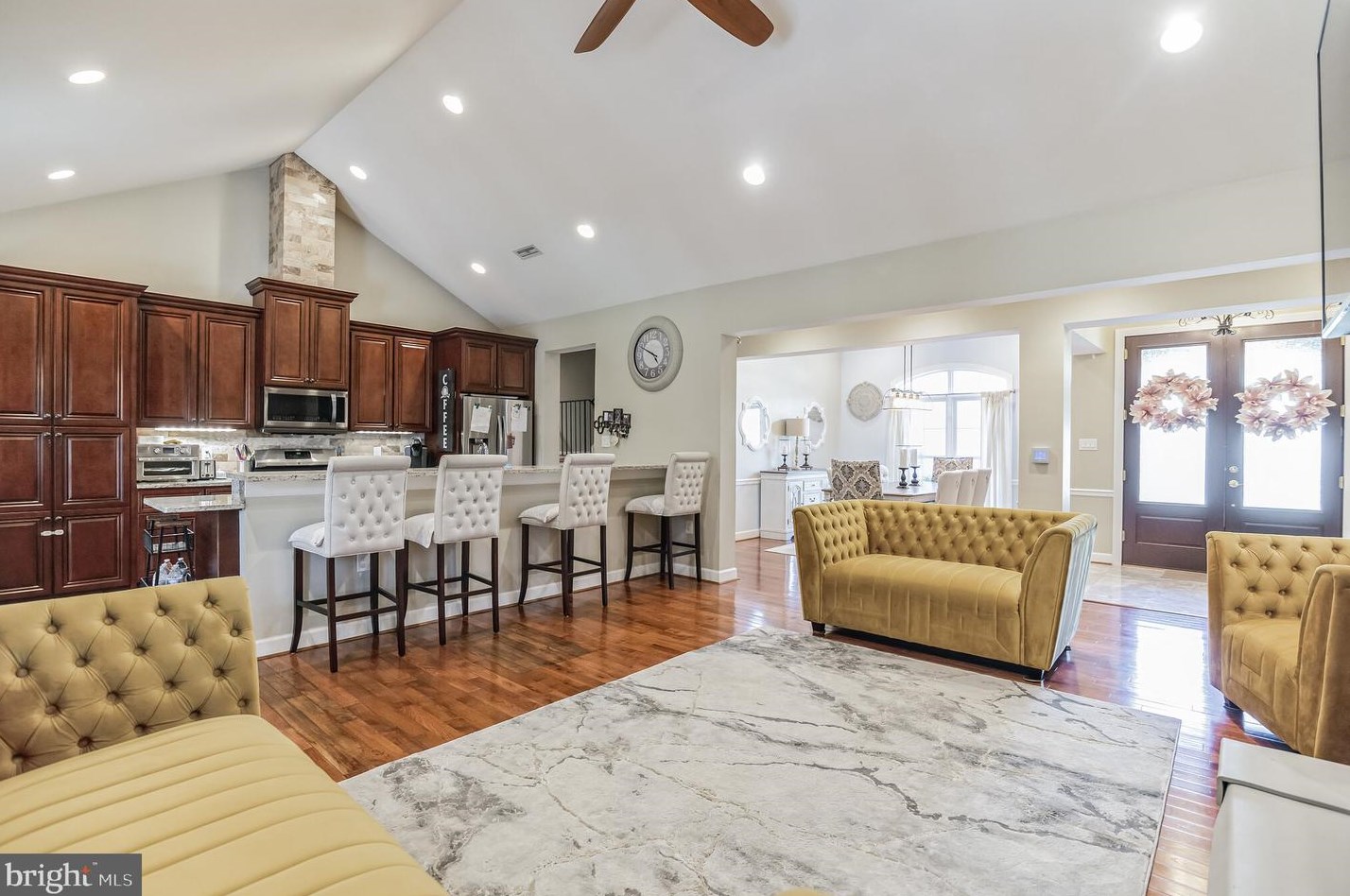 8928 Longstreet Dr, Manassas VA  20110-4903 exterior