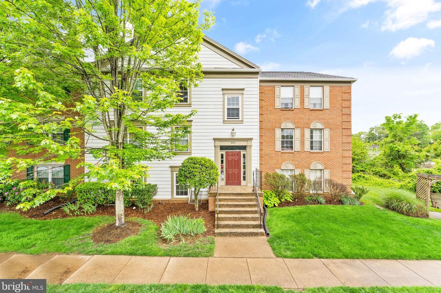 9370 Caspian Way #102, Manassas, VA 20110