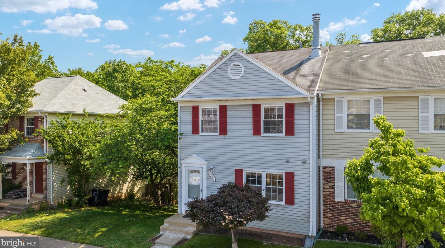 9060 Silver Maple Ct, Manassas, VA 20110-4882