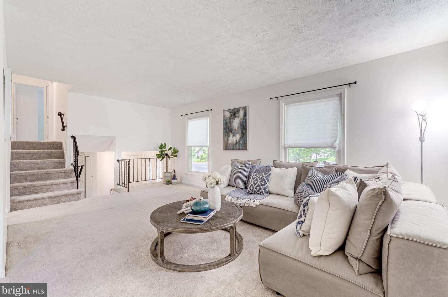8703 Plantation Ln, Manassas, VA 20110-4506