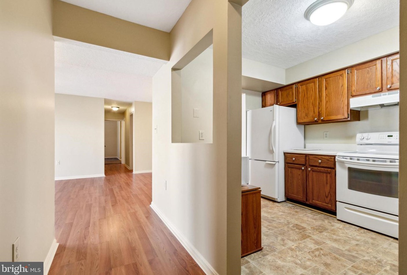 8803 Sugarwood Ln, Manassas, VA 20110-3848