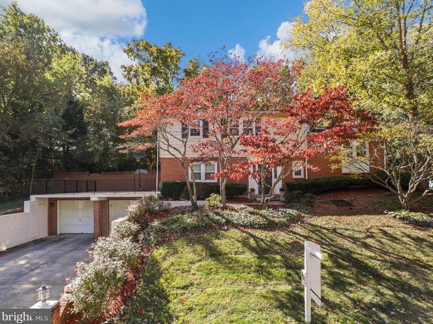 8702 Fort Dr, Manassas, VA 20110