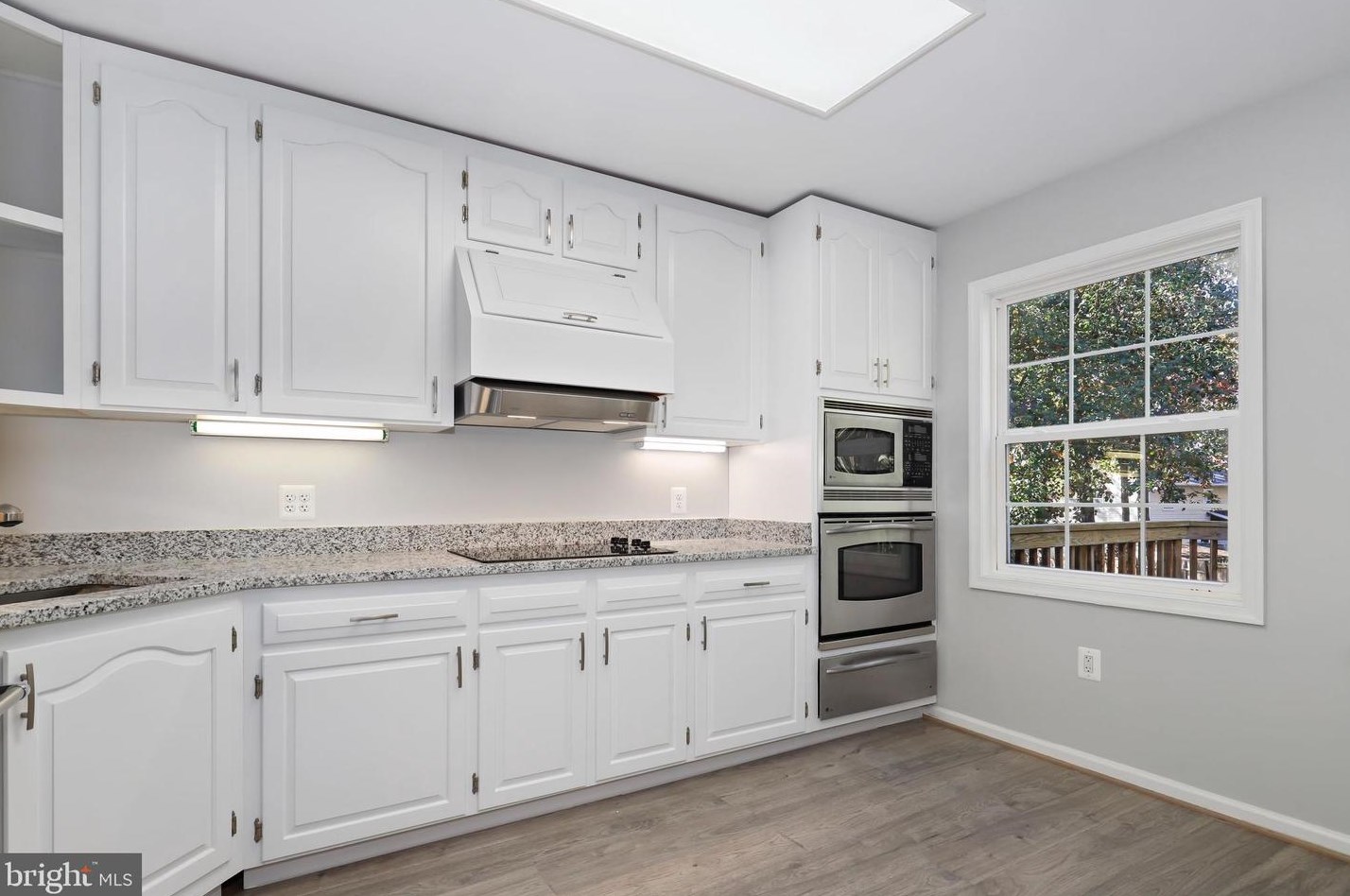 8340 Shady Grove Cir, Manassas, VA 20110
