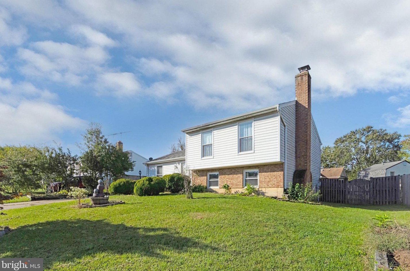 8630 Liberia Ave, Manassas VA  20110-4852 exterior