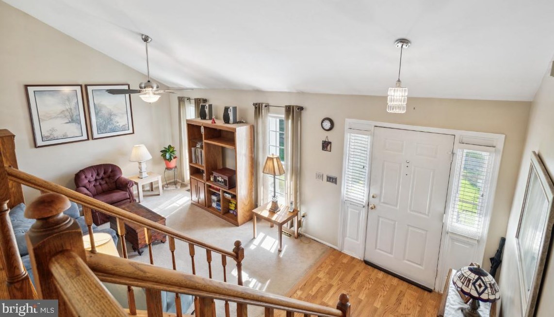 10123 Wimbledon Ct, Manassas VA 20110-2186 exterior