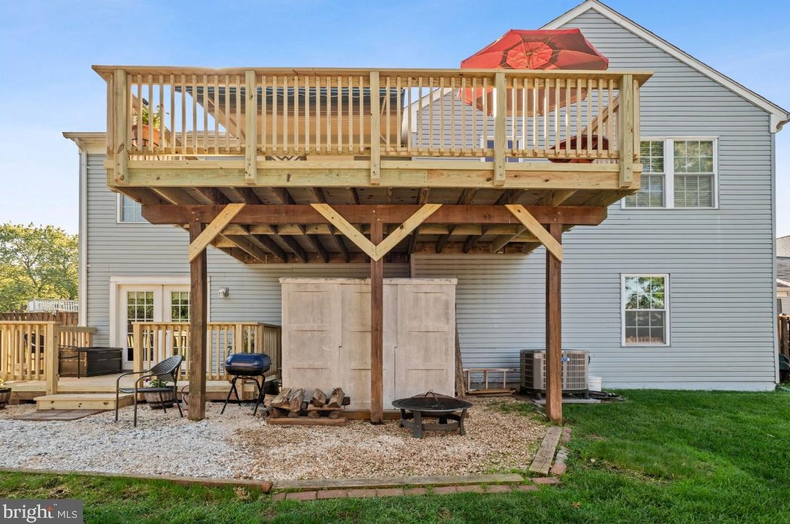 10123 Wimbledon Ct, Manassas VA 20110-2186 exterior