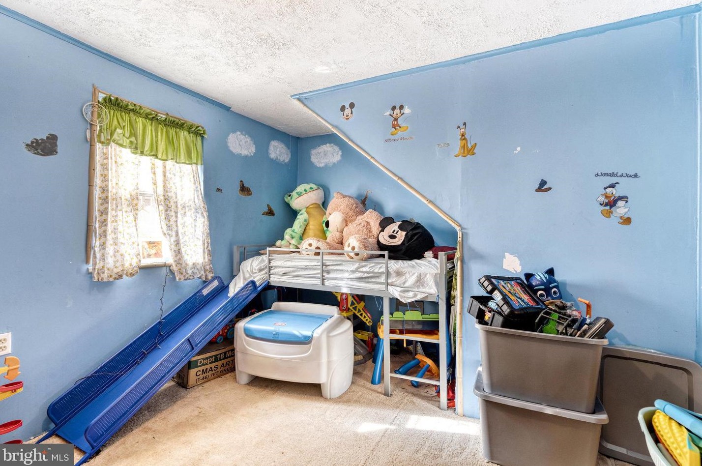 9193 Winterset Dr, Manassas VA 20110 exterior