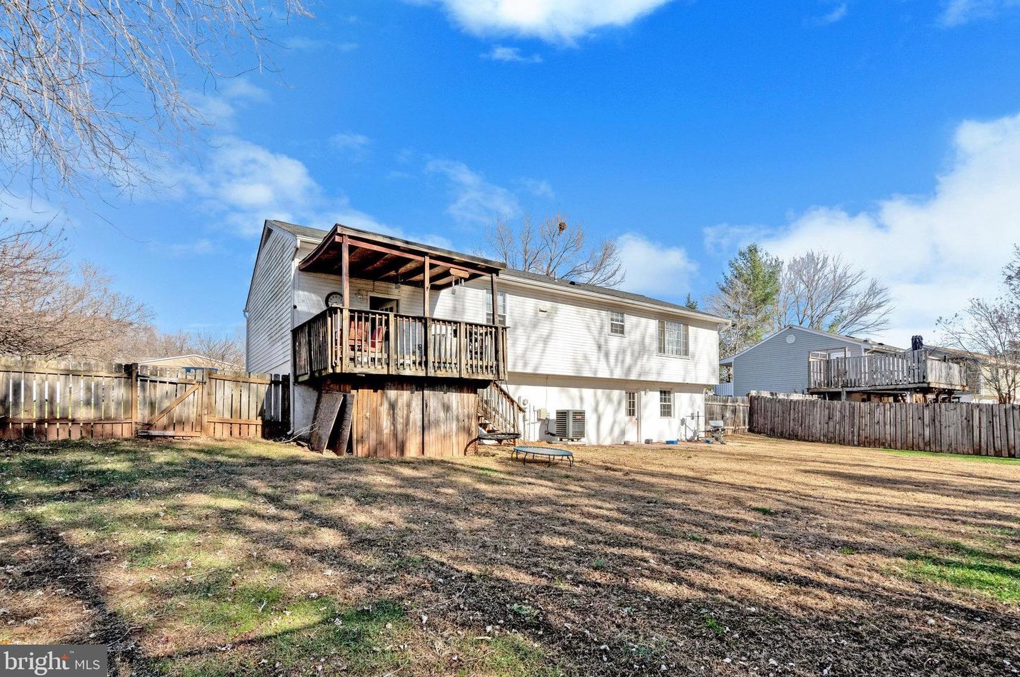 9193 Winterset Dr, Manassas VA 20110 exterior