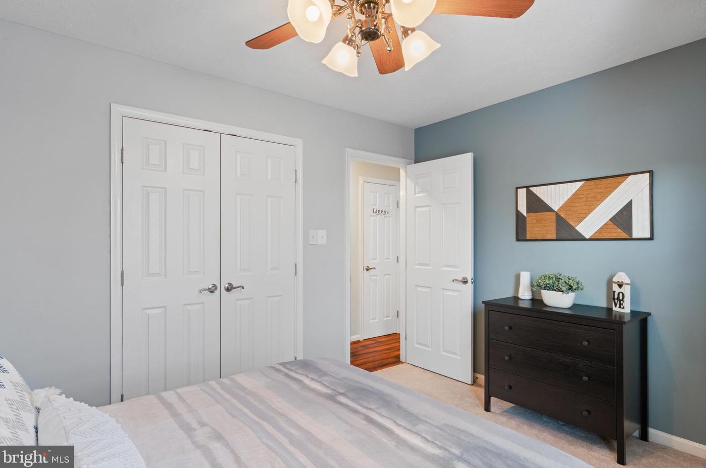 9611 Cloverhill Rd, Manassas VA  20110-2753 exterior