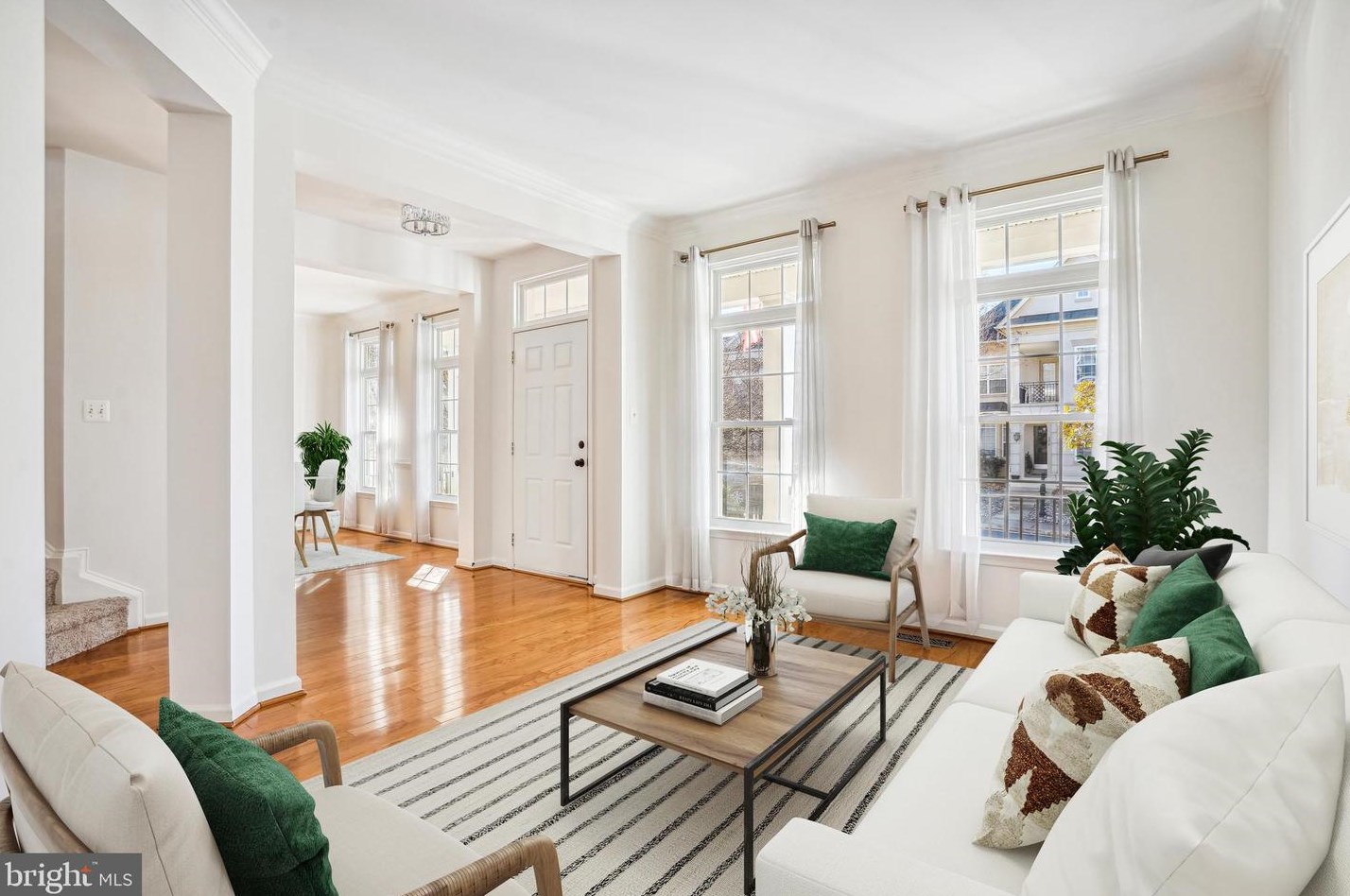 8214 Warfield St, Manassas VA  20110-3006 exterior