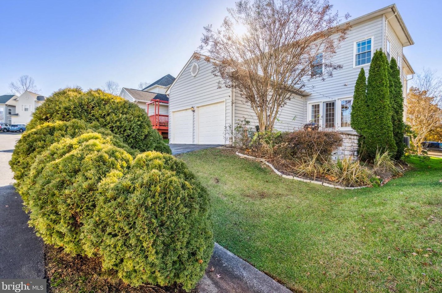 8214 Warfield St, Manassas VA  20110-3006 exterior