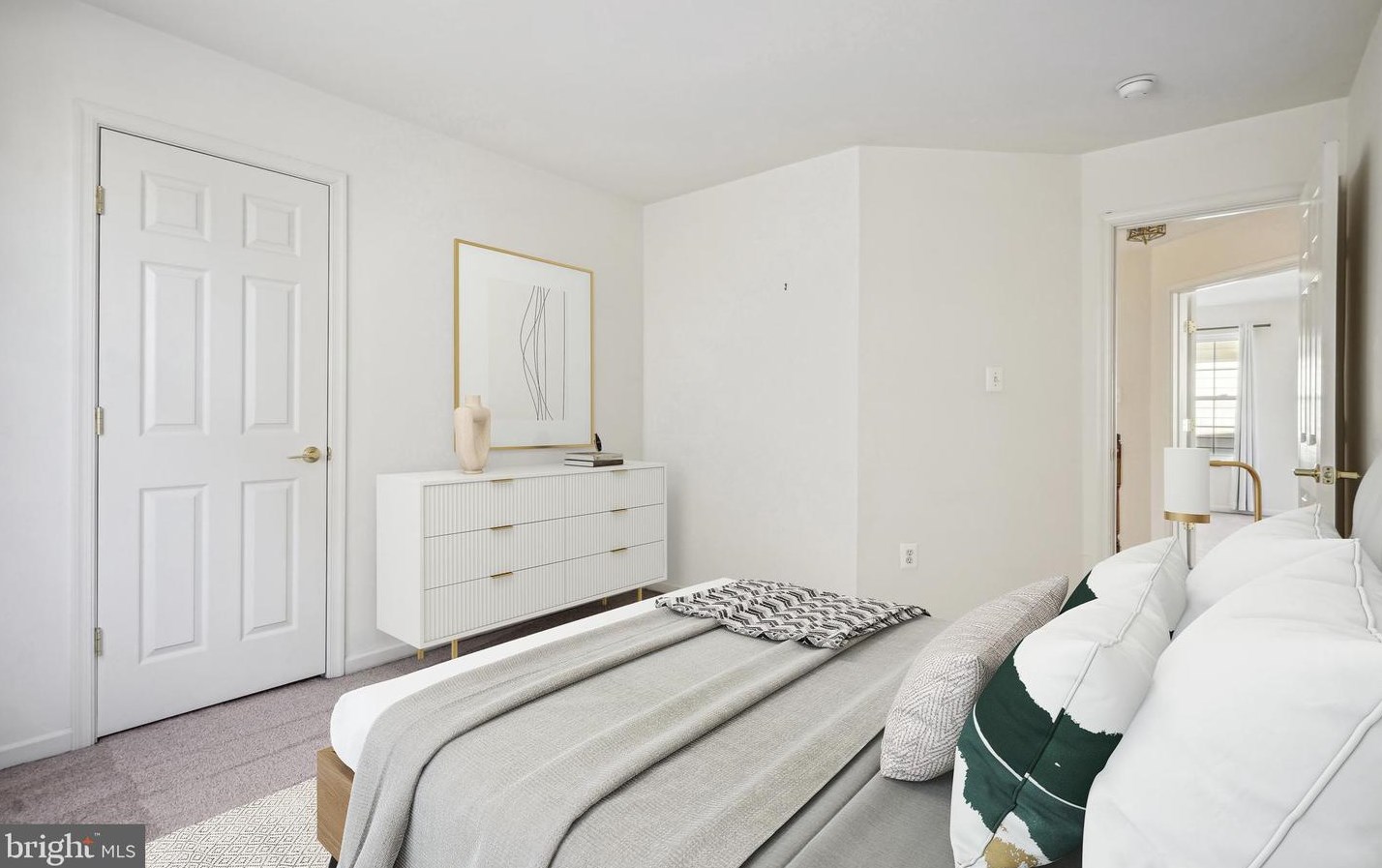 8214 Warfield St, Manassas VA  20110-3006 exterior