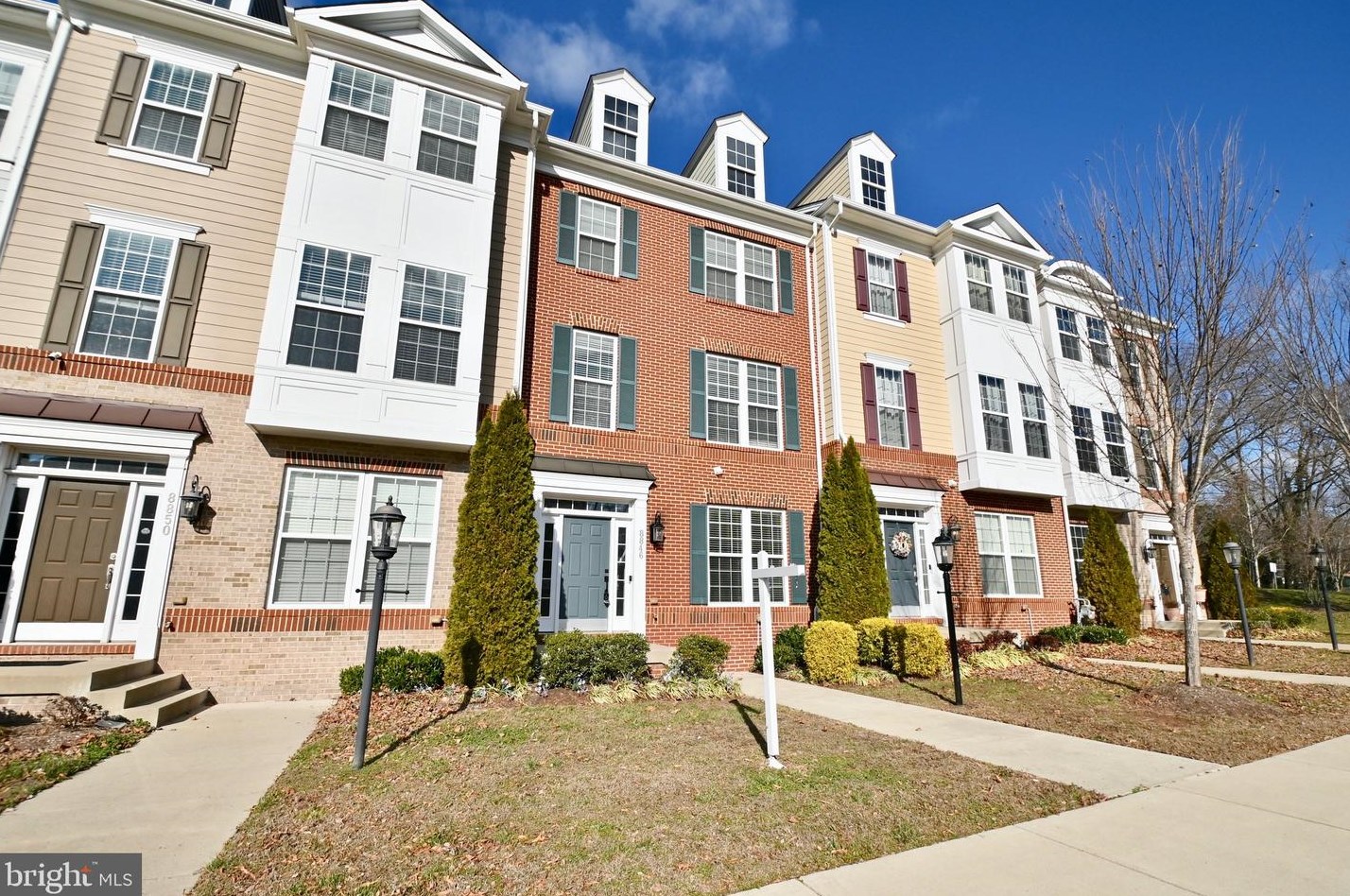 8846 Orchard Ln, Manassas, VA 20110