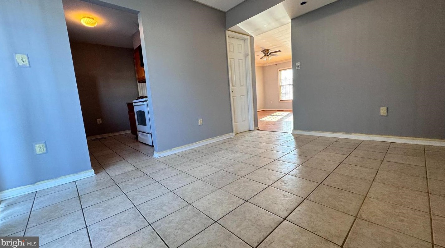 9991 Caitlin Ct, Manassas, VA 20110