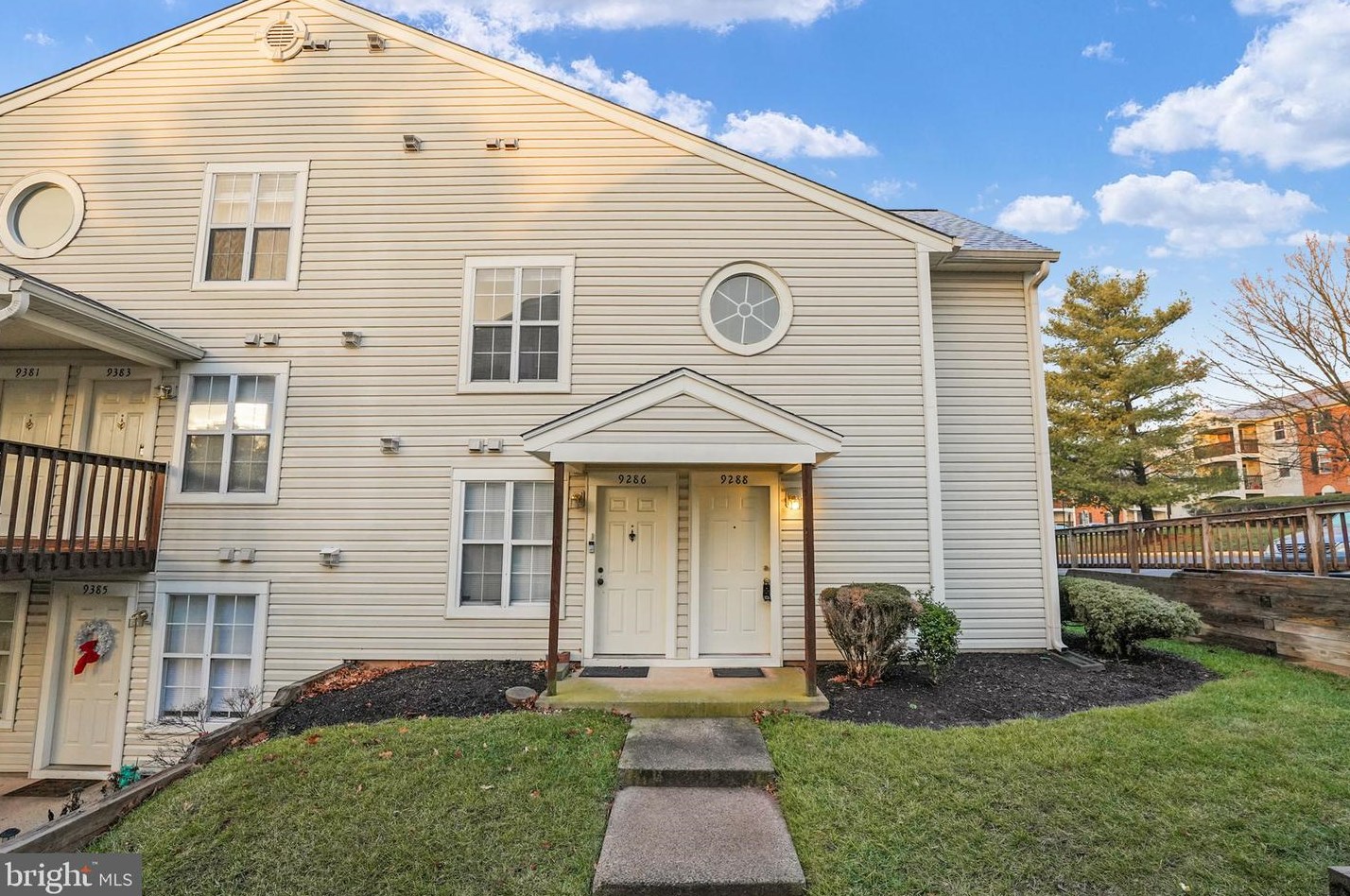 9288 Chapman Oak Dr, Manassas, VA 20110