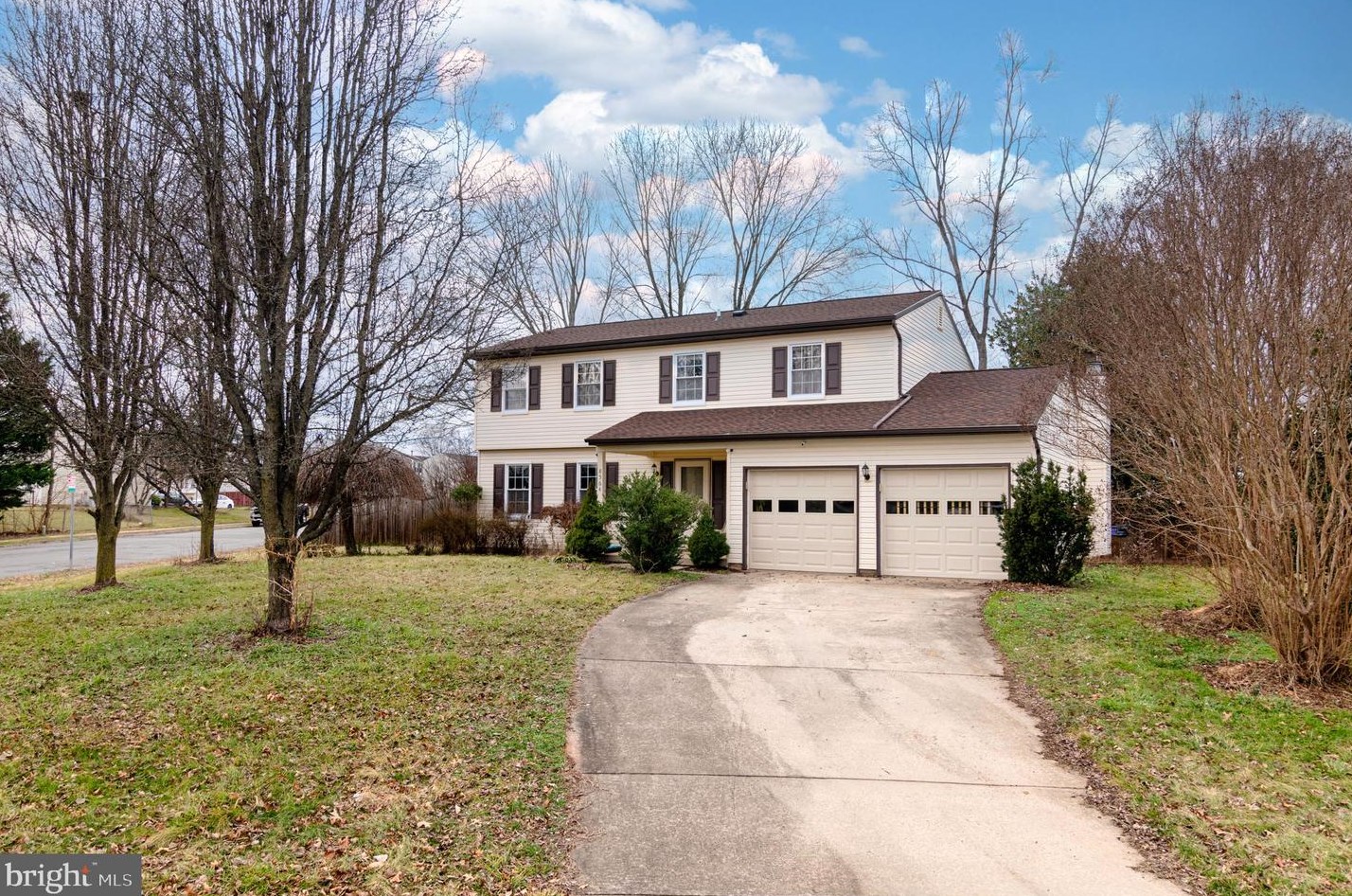 8564 King Carter St, Manassas, VA 20110