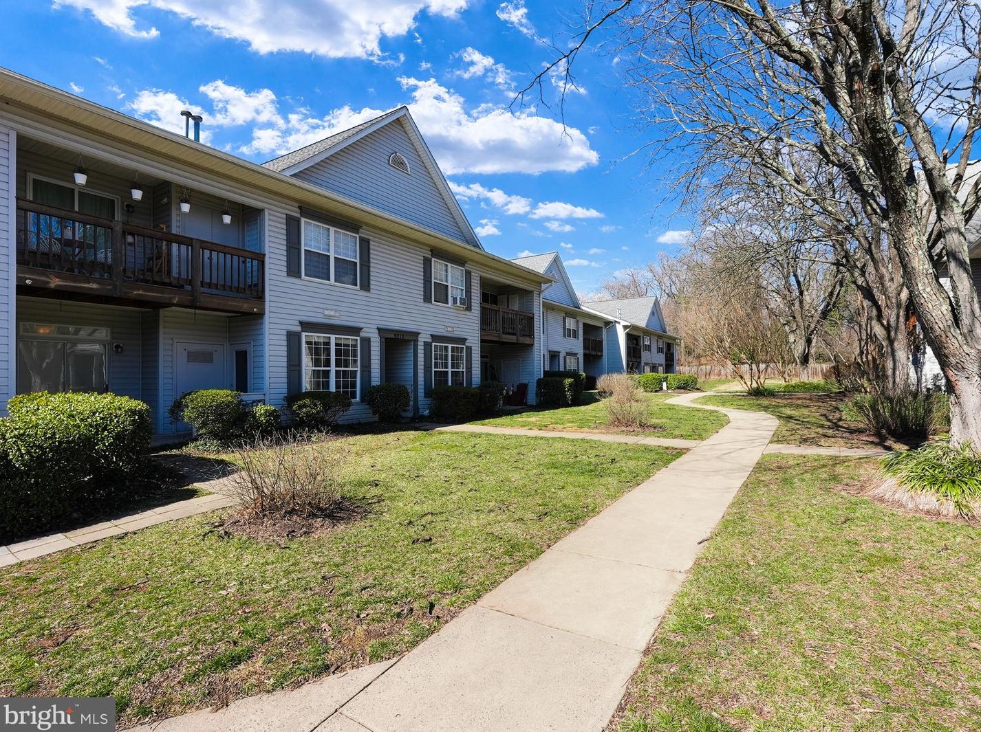 9210 Azure Ct #101, Manassas, VA 20110