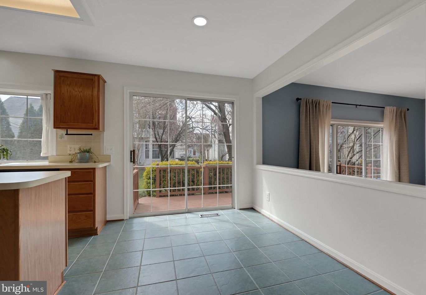 9327 Amaryllis Ave, Manassas VA  20110-6653 exterior