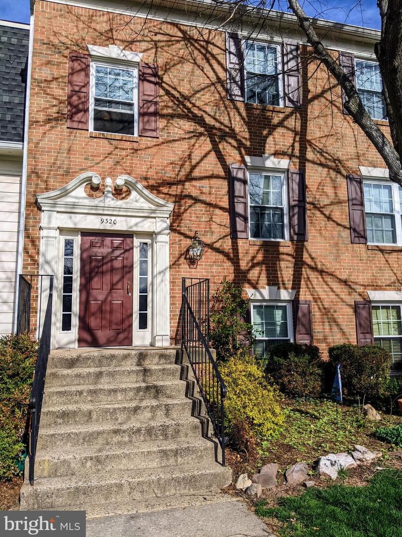 9320 Niki Pl #202, Manassas, VA 20110