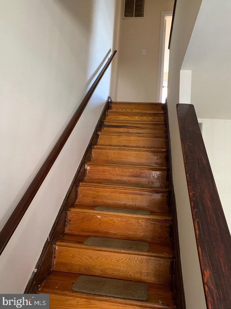 9811 Buckner Rd, Manassas VA 20110-5901 exterior