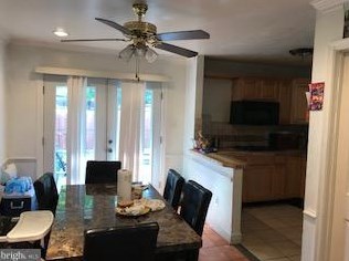 9710 Aspen Pl, Manassas VA  20110-5912 exterior
