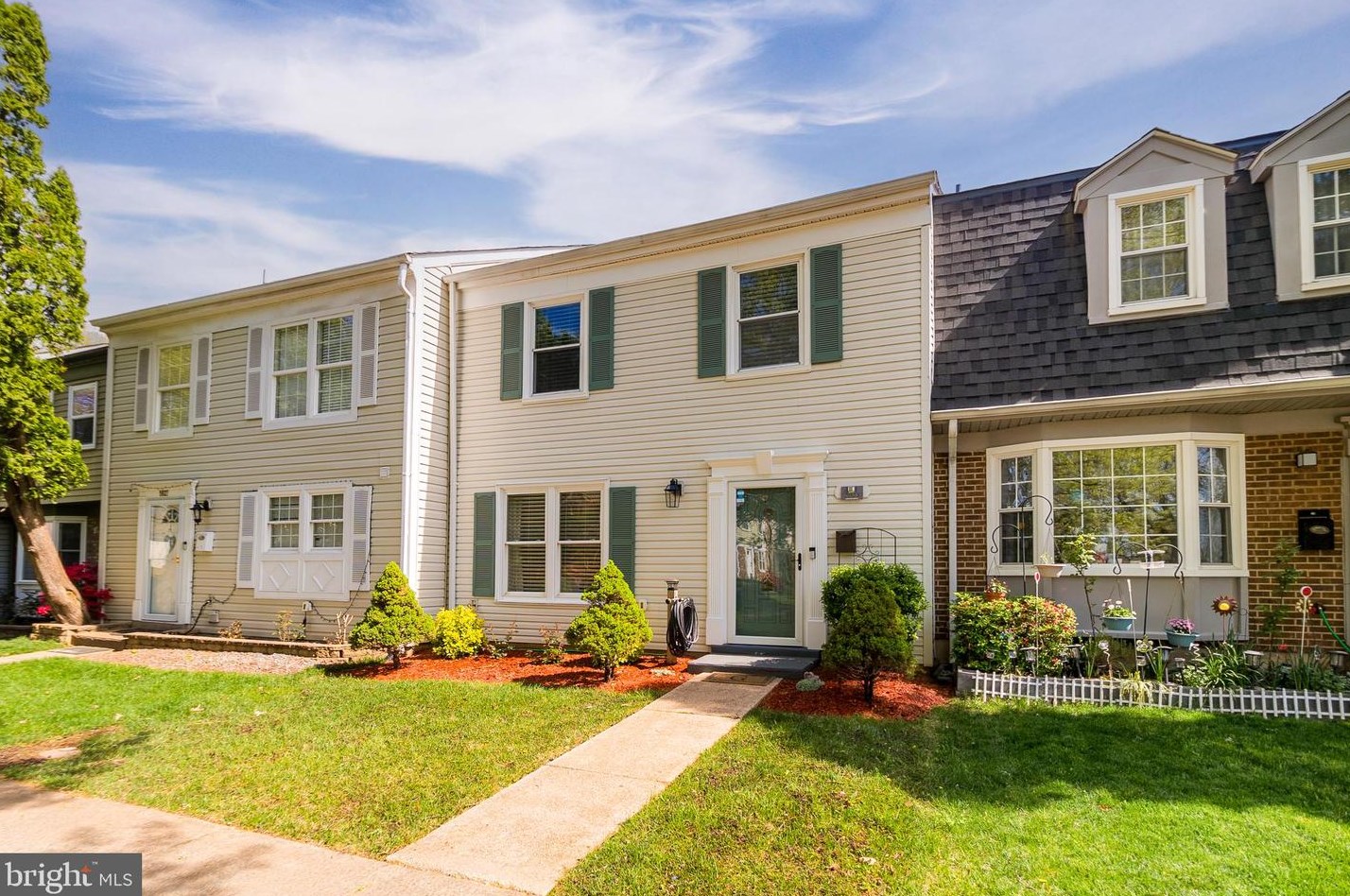 9029 Bonham Cir, Manassas, VA 20110