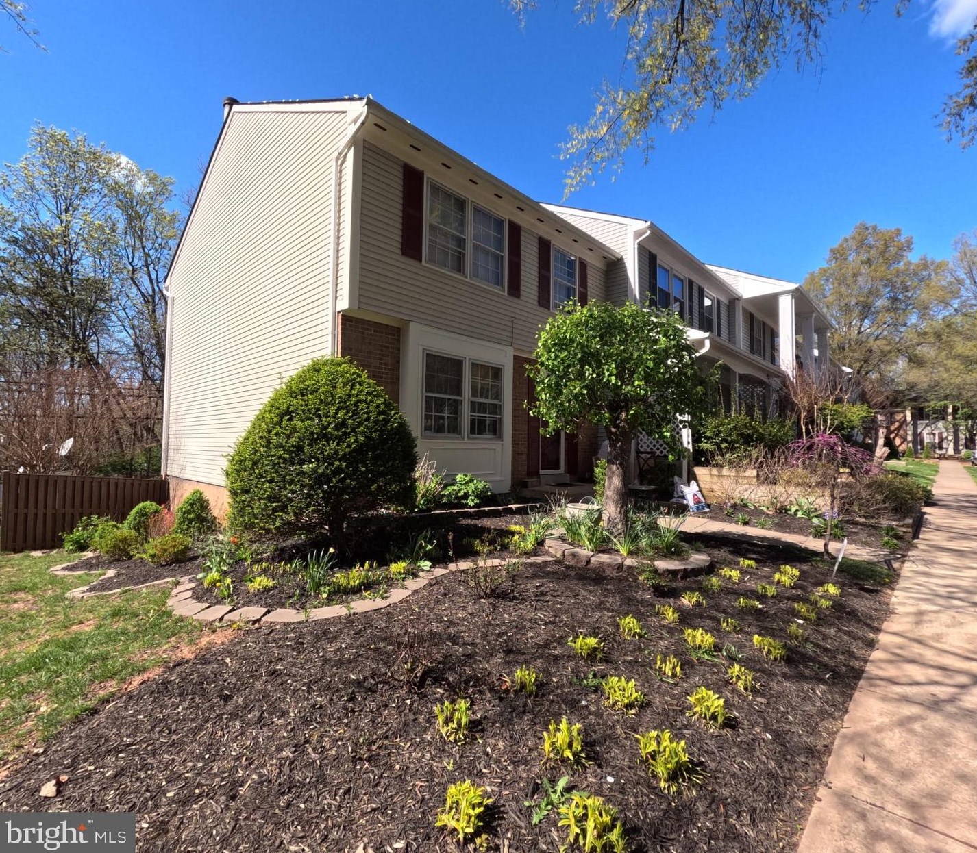 9044 Old Hickory Ct, Manassas VA  20110-4007 exterior