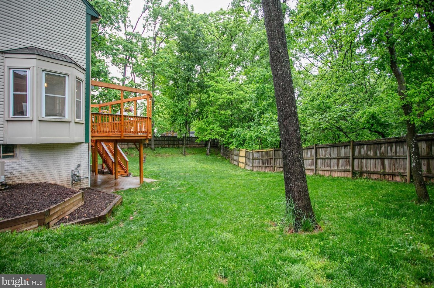 10243 Battlefield Dr, Manassas VA  20110-6051 exterior