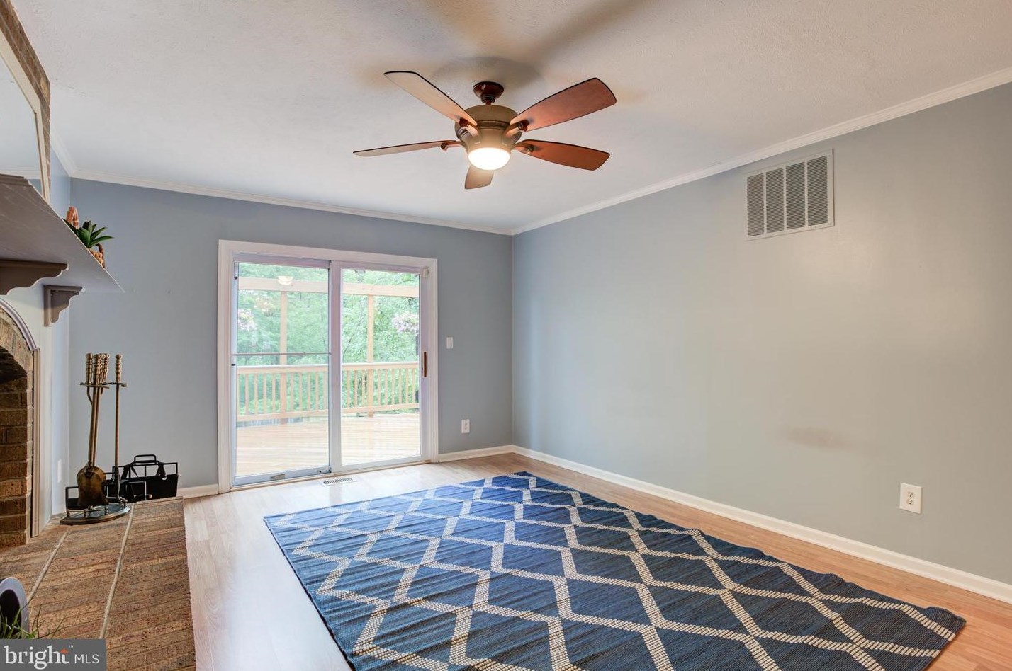 10243 Battlefield Dr, Manassas VA  20110-6051 exterior