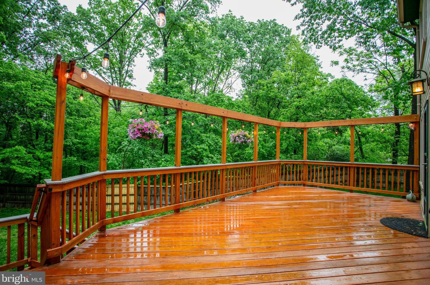 10243 Battlefield Dr, Manassas VA  20110-6051 exterior