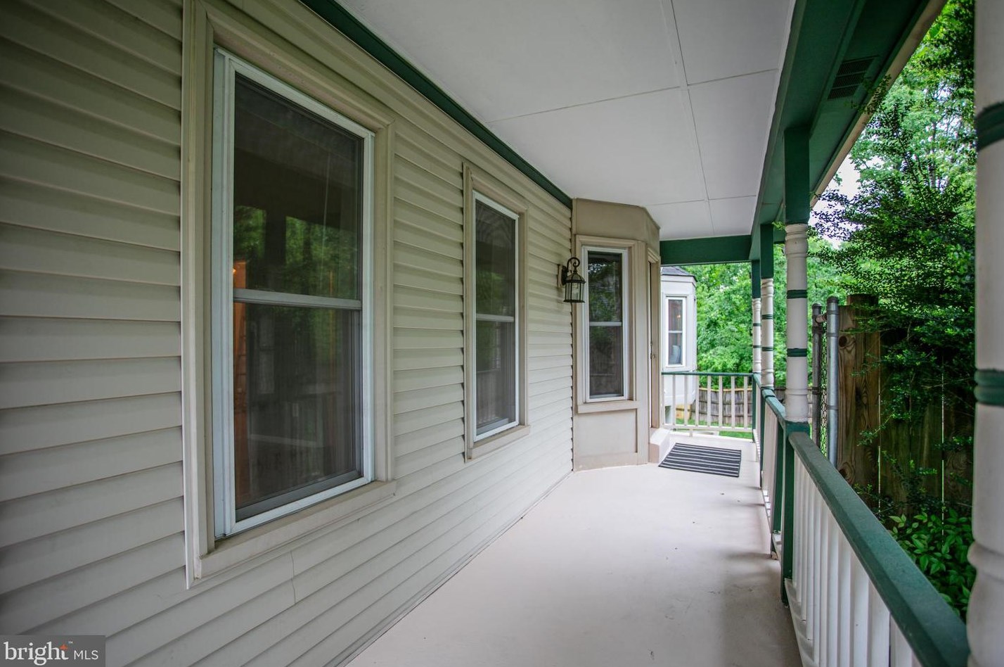 10243 Battlefield Dr, Manassas VA  20110-6051 exterior