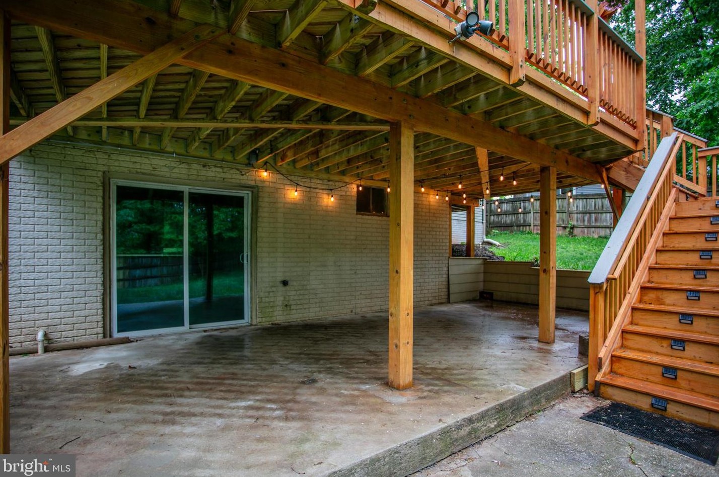 10243 Battlefield Dr, Manassas VA  20110-6051 exterior