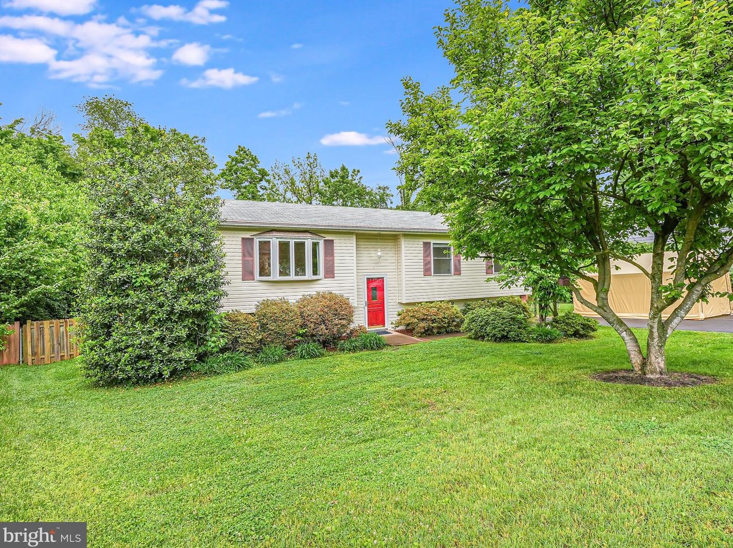 9186 Firethorn Ct, Manassas, VA 20110-4873