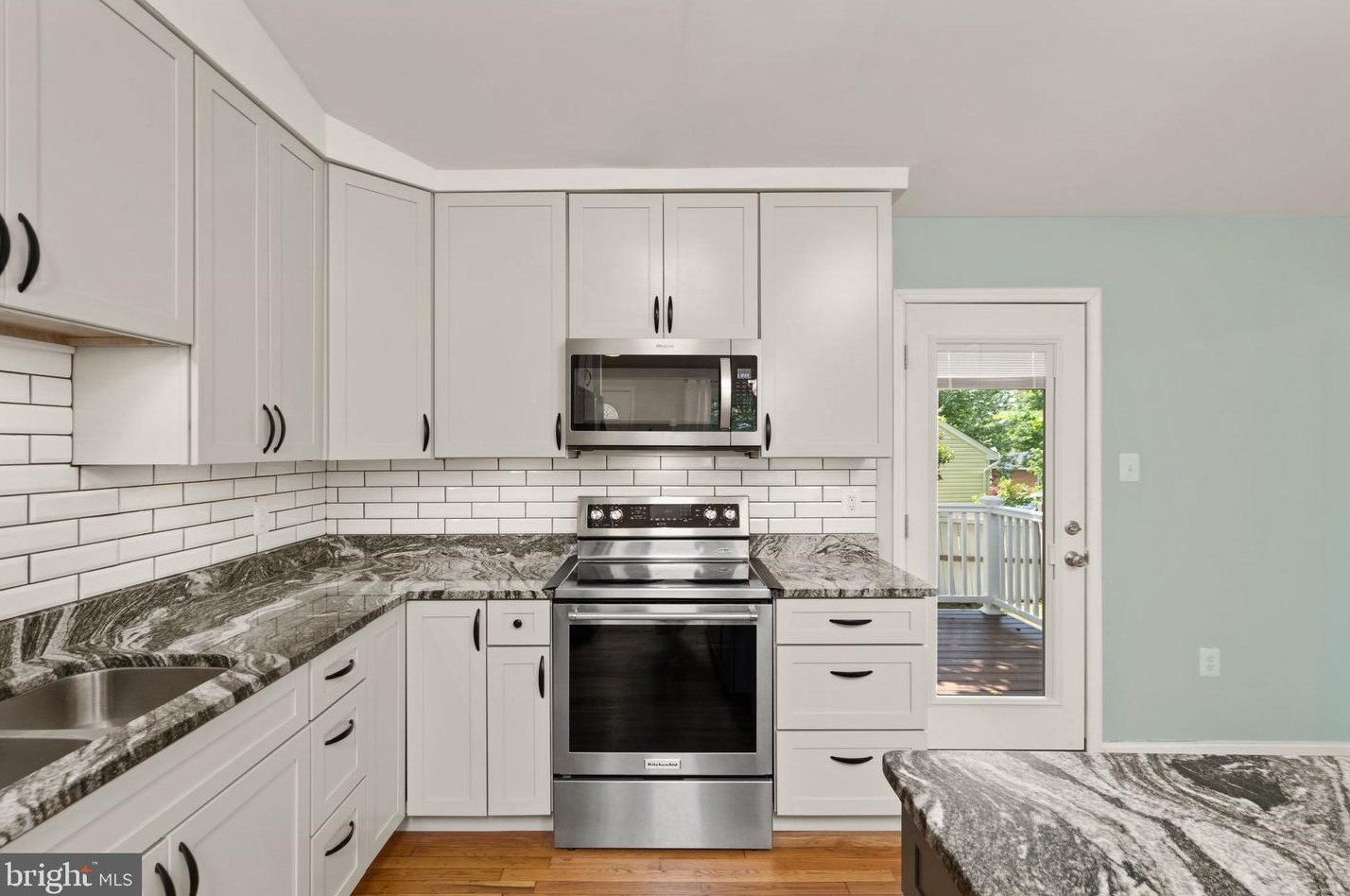 9197 Winterset Dr, Manassas VA 20110 exterior