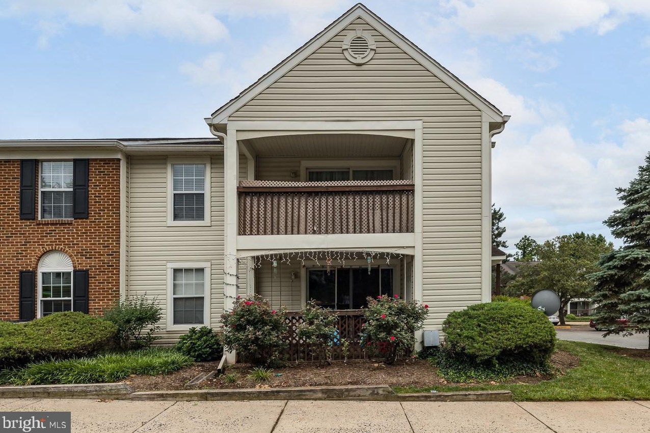 9371 Scarlet Oak Dr, Manassas, VA 20110