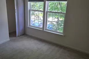 10334 Gent Ct, Manassas, VA 20110 - Photo 16