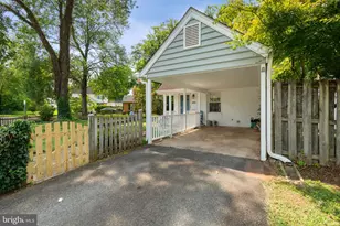 8596 Sherman Ct, Manassas, VA 20110 - Photo 4