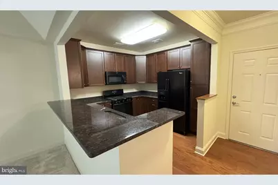 9202 Charleston Drive #405, Manassas, VA 20110 - Photo 6